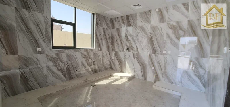 e61b807bd61844a387657d6ae92a1605-